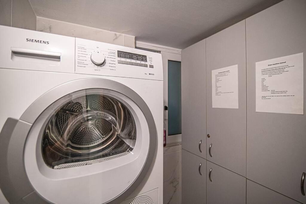 A13 Pristine & Sunny 30M2 Flat Near Syntagma Sq Lejlighed Athen Eksteriør billede